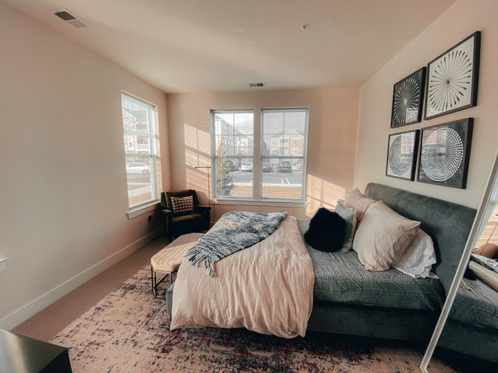 Cozy Guest room space 