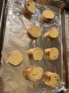 bread slices for French onion soup