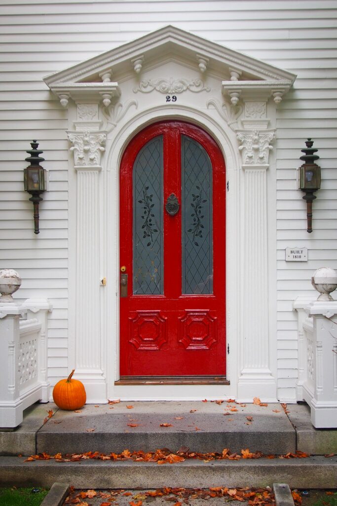 red front door best color