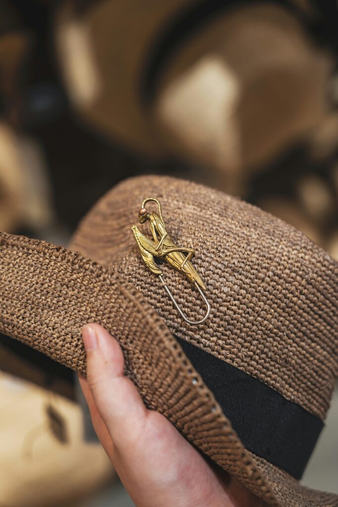 creative uses vintage pins