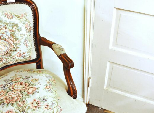 floral upholstery trend