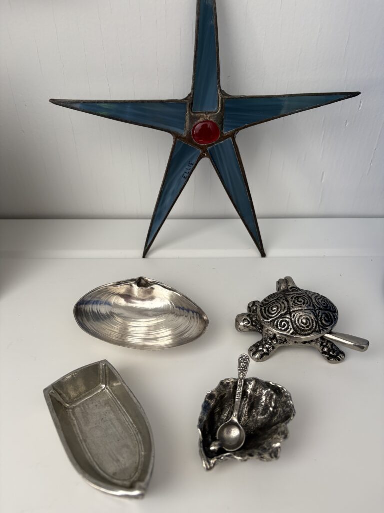 what to collect on vacation