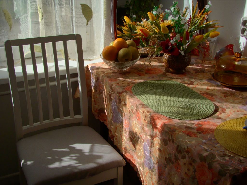 buy Autumn decor at thrift